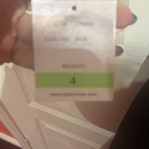 NWT TAYLOR Black Satin Font knot dress Sz. 4 - Picture 5 of 8